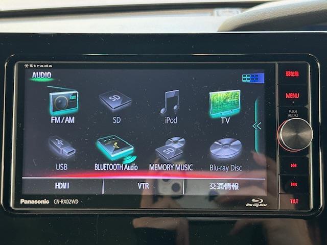 N-BOXカスタム G・Lホンダセンシング ホンダセンシング/社外SDナビ/バックカメラ/フルセグTV/純正ETC/ドラレコ/片側パワスラ/ステアリングスイッチ/純正LEDヘッドライト/オートライト/純正フロアマット/純正アルミホイール(7枚目)
