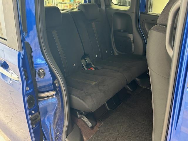 N-BOXカスタム G・Lホンダセンシング ホンダセンシング/社外SDナビ/バックカメラ/フルセグTV/純正ETC/ドラレコ/片側パワスラ/ステアリングスイッチ/純正LEDヘッドライト/オートライト/純正フロアマット/純正アルミホイール(15枚目)