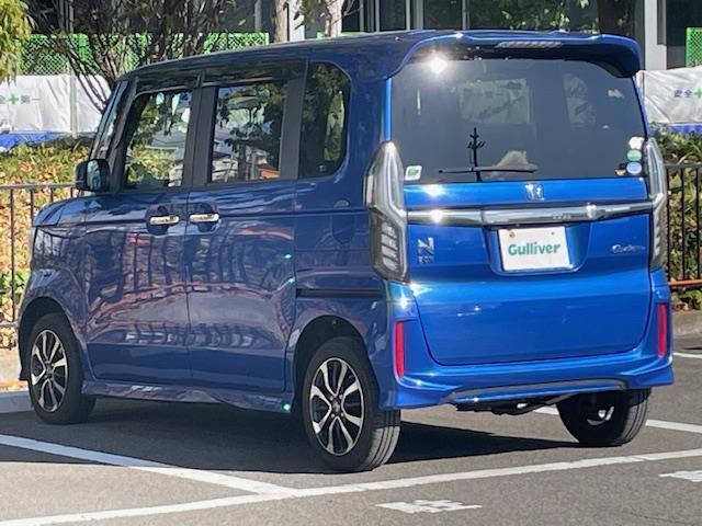 N-BOXカスタム G・Lホンダセンシング ホンダセンシング/社外SDナビ/バックカメラ/フルセグTV/純正ETC/ドラレコ/片側パワスラ/ステアリングスイッチ/純正LEDヘッドライト/オートライト/純正フロアマット/純正アルミホイール(20枚目)
