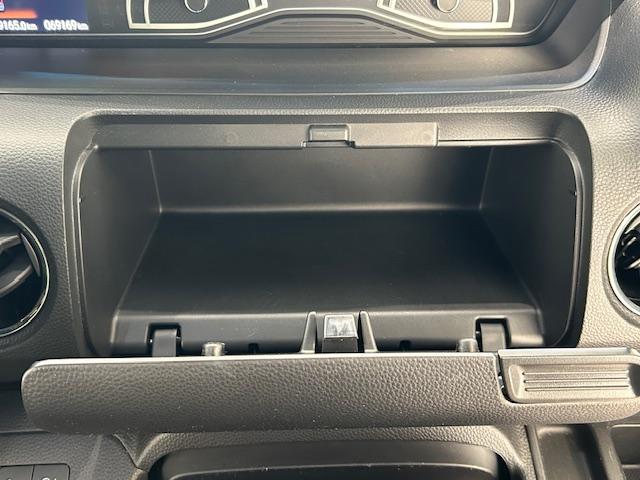 N-BOXカスタム G・Lホンダセンシング ホンダセンシング/社外SDナビ/バックカメラ/フルセグTV/純正ETC/ドラレコ/片側パワスラ/ステアリングスイッチ/純正LEDヘッドライト/オートライト/純正フロアマット/純正アルミホイール(49枚目)