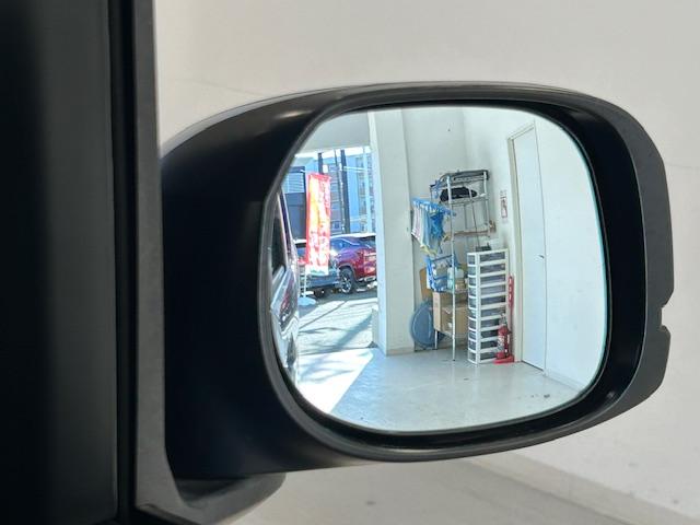 N-BOXカスタム G・Lホンダセンシング ホンダセンシング/社外SDナビ/バックカメラ/フルセグTV/純正ETC/ドラレコ/片側パワスラ/ステアリングスイッチ/純正LEDヘッドライト/オートライト/純正フロアマット/純正アルミホイール(68枚目)