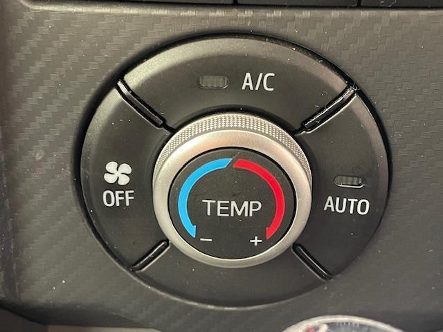 コペン ＧＲ　スポーツ　社外ナビ／フルセグＴＶ／ＣＤ／アイドリングストップ／ＢＢＳアルミホイール／パドルシフト／ＧＲ専用ＲＥＣＡＲＯシート／シートヒーター／プッシュスタート／ＬＥＤヘッドライト／フォグランプ／純正フロアマット（24枚目）