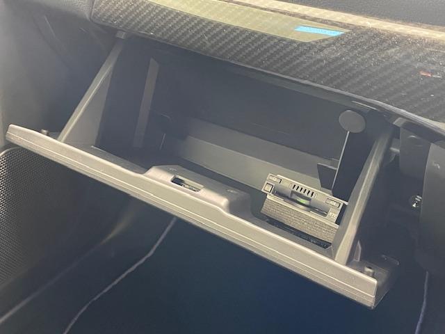 コペン ＧＲ　スポーツ　社外ナビ／フルセグＴＶ／ＣＤ／アイドリングストップ／ＢＢＳアルミホイール／パドルシフト／ＧＲ専用ＲＥＣＡＲＯシート／シートヒーター／プッシュスタート／ＬＥＤヘッドライト／フォグランプ／純正フロアマット（43枚目）