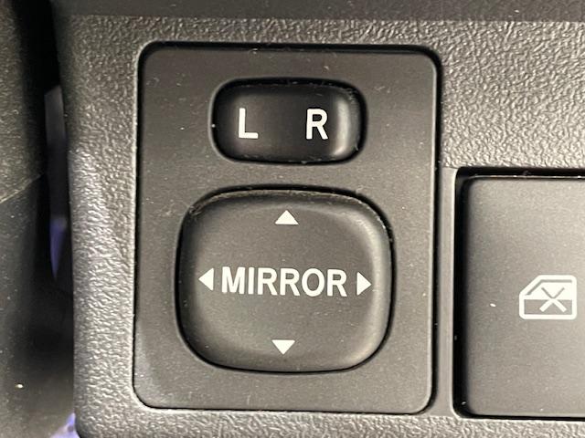 コペン ＧＲ　スポーツ　社外ナビ／フルセグＴＶ／ＣＤ／アイドリングストップ／ＢＢＳアルミホイール／パドルシフト／ＧＲ専用ＲＥＣＡＲＯシート／シートヒーター／プッシュスタート／ＬＥＤヘッドライト／フォグランプ／純正フロアマット（64枚目）