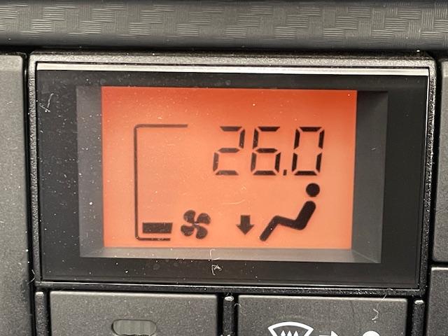 コペン ＧＲ　スポーツ　社外ナビ／フルセグＴＶ／ＣＤ／アイドリングストップ／ＢＢＳアルミホイール／パドルシフト／ＧＲ専用ＲＥＣＡＲＯシート／シートヒーター／プッシュスタート／ＬＥＤヘッドライト／フォグランプ／純正フロアマット（66枚目）