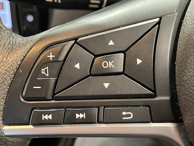 キックス Ｘ　プロパイロット／純正ナビ／アイドリングストップ／電子パーキング／革巻きステアリング／プッシュスタート／ＬＥＤヘッドライト／純正フロアマット／純正アルミホイール／ドアバイザー／ルーフレール（11枚目）