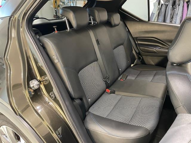 キックス Ｘ　プロパイロット／純正ナビ／アイドリングストップ／電子パーキング／革巻きステアリング／プッシュスタート／ＬＥＤヘッドライト／純正フロアマット／純正アルミホイール／ドアバイザー／ルーフレール（15枚目）