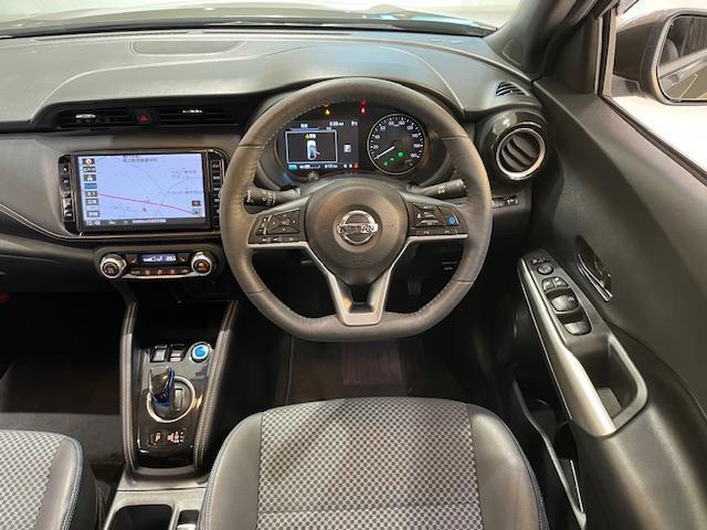 キックス Ｘ　プロパイロット／純正ナビ／アイドリングストップ／電子パーキング／革巻きステアリング／プッシュスタート／ＬＥＤヘッドライト／純正フロアマット／純正アルミホイール／ドアバイザー／ルーフレール（21枚目）