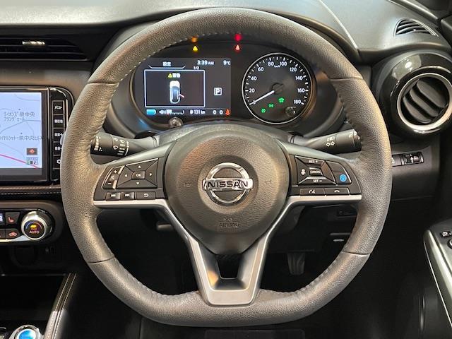 キックス Ｘ　プロパイロット／純正ナビ／アイドリングストップ／電子パーキング／革巻きステアリング／プッシュスタート／ＬＥＤヘッドライト／純正フロアマット／純正アルミホイール／ドアバイザー／ルーフレール（22枚目）