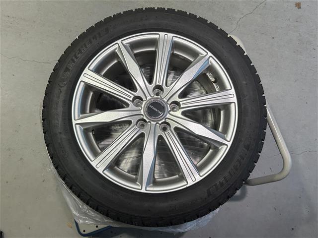 キックス Ｘ　プロパイロット／純正ナビ／アイドリングストップ／電子パーキング／革巻きステアリング／プッシュスタート／ＬＥＤヘッドライト／純正フロアマット／純正アルミホイール／ドアバイザー／ルーフレール（33枚目）