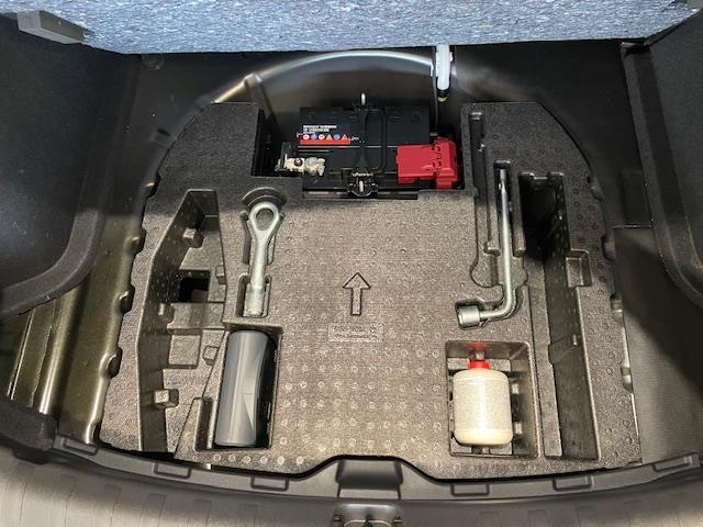 キックス Ｘ　プロパイロット／純正ナビ／アイドリングストップ／電子パーキング／革巻きステアリング／プッシュスタート／ＬＥＤヘッドライト／純正フロアマット／純正アルミホイール／ドアバイザー／ルーフレール（34枚目）