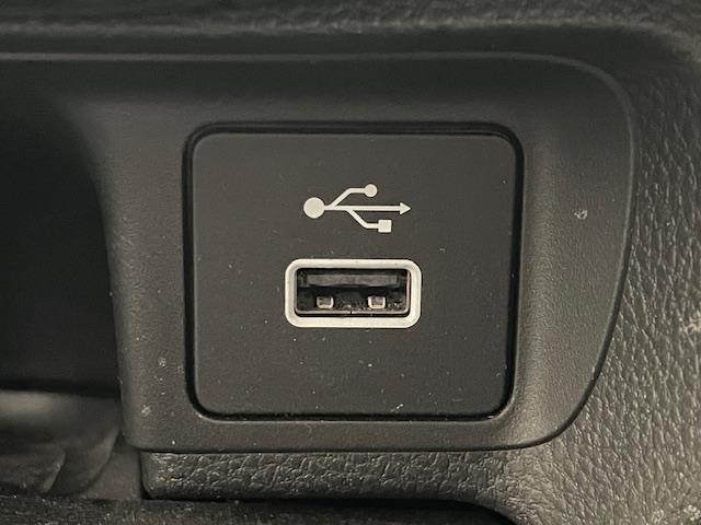 ヴェゼル e:HEV Z 純正エアロパーツ(F/S/R)/ホンダセンシング/純正ナビ/アイドリングストップ/電子パーキング/革巻きステアリング/シートヒーター(運転席/助手席)/プッシュスタート/LEDヘッドライト(26枚目)