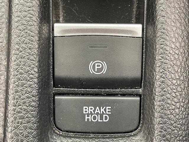 ヴェゼル e:HEV Z 純正エアロパーツ(F/S/R)/ホンダセンシング/純正ナビ/アイドリングストップ/電子パーキング/革巻きステアリング/シートヒーター(運転席/助手席)/プッシュスタート/LEDヘッドライト(27枚目)