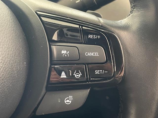 ヴェゼル e:HEV Z 純正エアロパーツ(F/S/R)/ホンダセンシング/純正ナビ/アイドリングストップ/電子パーキング/革巻きステアリング/シートヒーター(運転席/助手席)/プッシュスタート/LEDヘッドライト(30枚目)