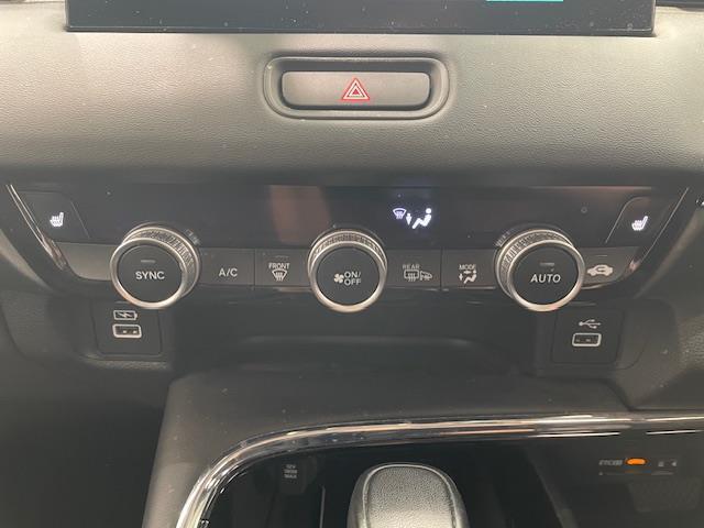 ヴェゼル e:HEV Z 純正エアロパーツ(F/S/R)/ホンダセンシング/純正ナビ/アイドリングストップ/電子パーキング/革巻きステアリング/シートヒーター(運転席/助手席)/プッシュスタート/LEDヘッドライト(32枚目)