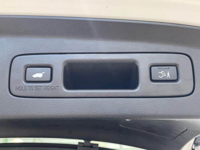 ヴェゼル e:HEV Z 純正エアロパーツ(F/S/R)/ホンダセンシング/純正ナビ/アイドリングストップ/電子パーキング/革巻きステアリング/シートヒーター(運転席/助手席)/プッシュスタート/LEDヘッドライト(33枚目)