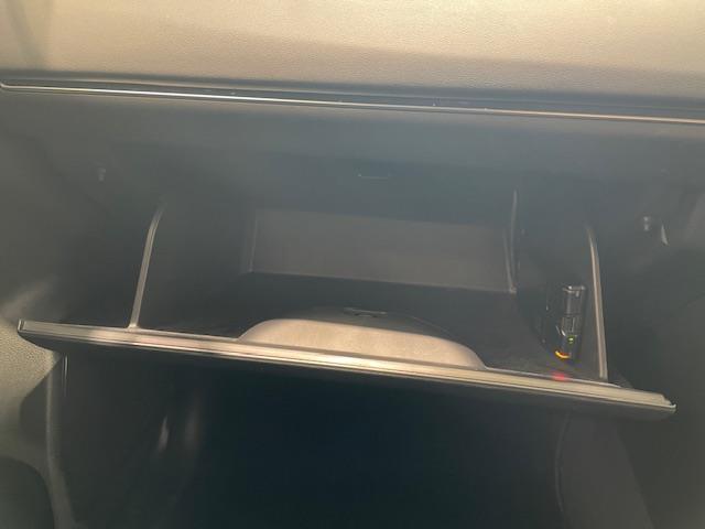 ヴェゼル e:HEV Z 純正エアロパーツ(F/S/R)/ホンダセンシング/純正ナビ/アイドリングストップ/電子パーキング/革巻きステアリング/シートヒーター(運転席/助手席)/プッシュスタート/LEDヘッドライト(34枚目)