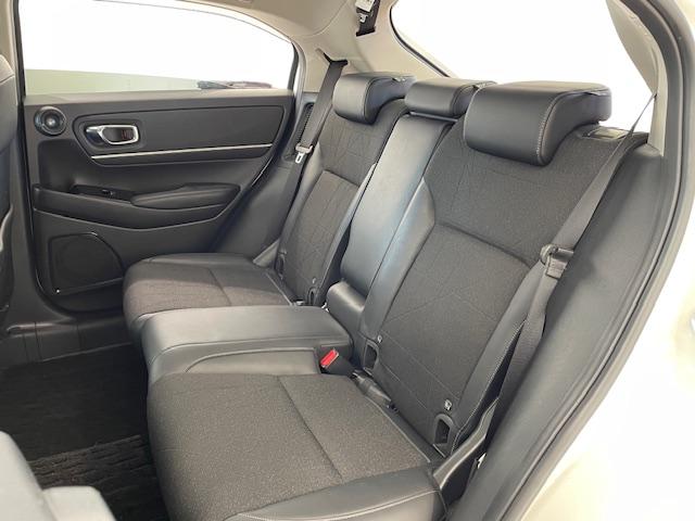 ヴェゼル e:HEV Z 純正エアロパーツ(F/S/R)/ホンダセンシング/純正ナビ/アイドリングストップ/電子パーキング/革巻きステアリング/シートヒーター(運転席/助手席)/プッシュスタート/LEDヘッドライト(68枚目)