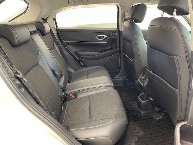 ヴェゼル e:HEV Z 純正エアロパーツ(F/S/R)/ホンダセンシング/純正ナビ/アイドリングストップ/電子パーキング/革巻きステアリング/シートヒーター(運転席/助手席)/プッシュスタート/LEDヘッドライト(72枚目)