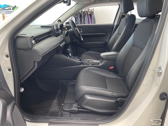 ヴェゼル e:HEV Z 純正エアロパーツ(F/S/R)/ホンダセンシング/純正ナビ/アイドリングストップ/電子パーキング/革巻きステアリング/シートヒーター(運転席/助手席)/プッシュスタート/LEDヘッドライト(73枚目)