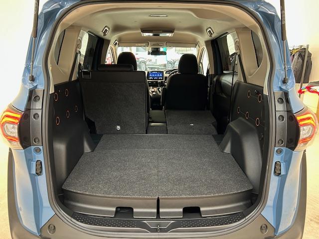 シエンタ ハイブリッドファンベースGセーフティーエディションII トヨタセーフティーセンス/純正ナビ(NSZT-Y68T)/バックカメラ/純正フリップダウンモニター/100V充電/純正ドライブレコーダー/クルーズコントロール/両側パワースライドドア/純正ETC(44枚目)