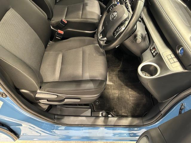 シエンタ ハイブリッドファンベースGセーフティーエディションII トヨタセーフティーセンス/純正ナビ(NSZT-Y68T)/バックカメラ/純正フリップダウンモニター/100V充電/純正ドライブレコーダー/クルーズコントロール/両側パワースライドドア/純正ETC(52枚目)