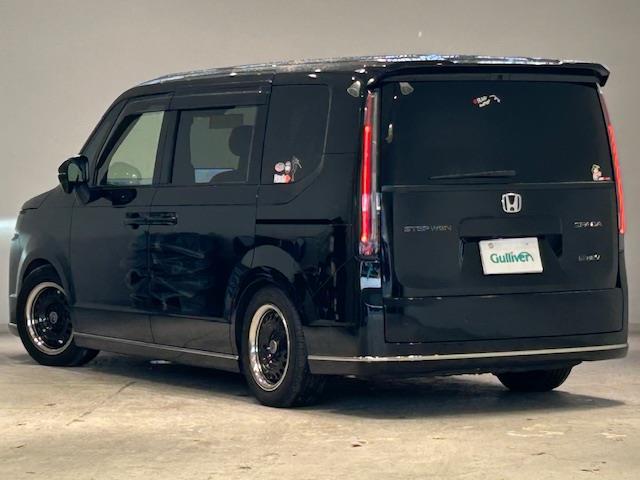 ステップワゴン e:HEVスパーダ ワンオーナー/ホンダセンシング/BSM/純正ナビ/バックカメラ/前後ドラレコ/ETC/後席モニター/電子パーキング/パワーテールゲート/両側パワスラ/車高調/シートヒーター/パワーシート/オットマン(43枚目)