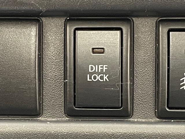 キャリイトラック ＫＸ　１オーナー／４ＷＤ／ＭＴ５速／ＣＤデッキ／ＥＴＣ／ドラレコ／フォグライト／レベライザー／ドアバイザー／ゴムマット／スペアタイヤ（4枚目）