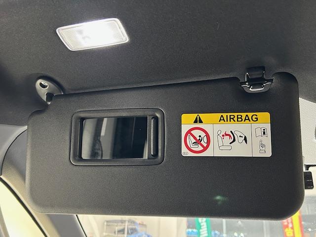 ノア ハイブリッドＳ－Ｚ　トヨタセーフティセンス／ブラインドスポットモニター／純正ナビ／バックカメラ／ＴＶキャンセラー／ＥＴＣ２．０／両側パワスラ／電子パーキング／オートブレーキホールド／デジタルインナーミラー／シートヒーター（52枚目）