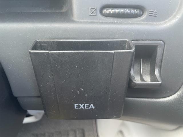 デリカスペースギア 4ドア3.0 20thリミテッド ハイR 4WD ワンオーナー/4WD/カーオーディオ/センターデフロック/ETC/純正アルミホイール/電動格納ミラー/3列シート/ウォークスルー/社外フロアマット/ドアバイザー/片側スライドドア/ABS/ドアバイザー(49枚目)