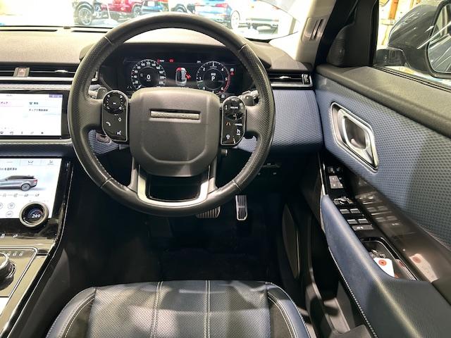 レンジローバーヴェラール Ｒ　ダイナミック　ＳＥ　１８０ＰＳ　４ＷＤ／サンルーフ／メリディアンオーディオ／衝突軽減システム／クルーズコントロール／レーンキープアシスト／コーナーセンサー／ブラインドスポットモニター／純正ナビ／全方位カメラ／ヘッドアップディスプレイ（23枚目）