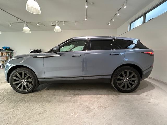 レンジローバーヴェラール Ｒ　ダイナミック　ＳＥ　１８０ＰＳ　４ＷＤ／サンルーフ／メリディアンオーディオ／衝突軽減システム／クルーズコントロール／レーンキープアシスト／コーナーセンサー／ブラインドスポットモニター／純正ナビ／全方位カメラ／ヘッドアップディスプレイ（35枚目）