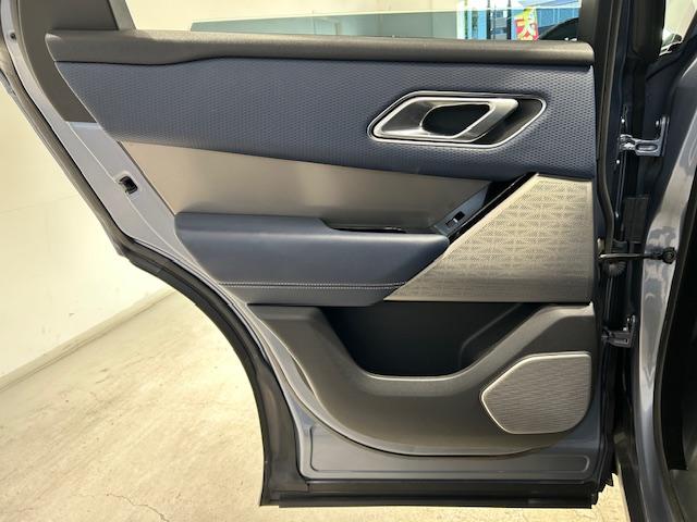 レンジローバーヴェラール Ｒ　ダイナミック　ＳＥ　１８０ＰＳ　４ＷＤ／サンルーフ／メリディアンオーディオ／衝突軽減システム／クルーズコントロール／レーンキープアシスト／コーナーセンサー／ブラインドスポットモニター／純正ナビ／全方位カメラ／ヘッドアップディスプレイ（53枚目）