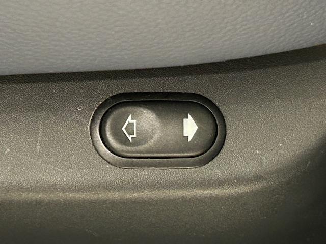 レンジローバーヴェラール Ｒ　ダイナミック　ＳＥ　１８０ＰＳ　４ＷＤ／サンルーフ／メリディアンオーディオ／衝突軽減システム／クルーズコントロール／レーンキープアシスト／コーナーセンサー／ブラインドスポットモニター／純正ナビ／全方位カメラ／ヘッドアップディスプレイ（59枚目）