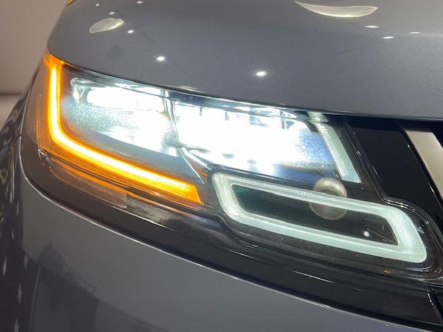 レンジローバーヴェラール Ｒ　ダイナミック　ＳＥ　１８０ＰＳ　４ＷＤ／サンルーフ／メリディアンオーディオ／衝突軽減システム／クルーズコントロール／レーンキープアシスト／コーナーセンサー／ブラインドスポットモニター／純正ナビ／全方位カメラ／ヘッドアップディスプレイ（69枚目）