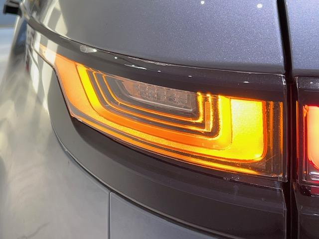 レンジローバーヴェラール Ｒ　ダイナミック　ＳＥ　１８０ＰＳ　４ＷＤ／サンルーフ／メリディアンオーディオ／衝突軽減システム／クルーズコントロール／レーンキープアシスト／コーナーセンサー／ブラインドスポットモニター／純正ナビ／全方位カメラ／ヘッドアップディスプレイ（71枚目）