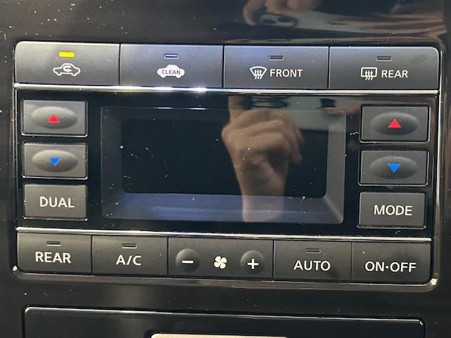 エルグランド 250ハイウェイスターSホワイトレザーアーバンクロム ニスモフルエアロ/社外ナビ/ETC/前後ドライブレコーダー/フリップダウンモニター/両側パワースライドドア/クルーズコントロール/MTモード付きAT/ハーフレザーシート/オットマン/プッシュスタート(48枚目)