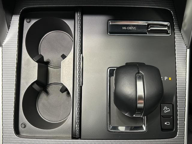 CX-60 XD Lパッケージ 4WD/ターボ/純正ナビ/フルセグTV、Bluetooth、applecarplay/アイアクティブセンス/ブレーキホールド/置くだけ充電/電動リアゲート/ハンドルヒーター/本革レザーシート(32枚目)