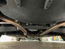 下回りの錆等汚れを確認できます。経年劣化もありますが綺麗な状態を保っています。