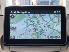 【ナビ】各種オーディオメディアをお楽しみいただけます。自分の現在地を確認できる事と目的地までのルート案内げできます。ドライバーはモニター上に映し出された地図で確認することができます。 4