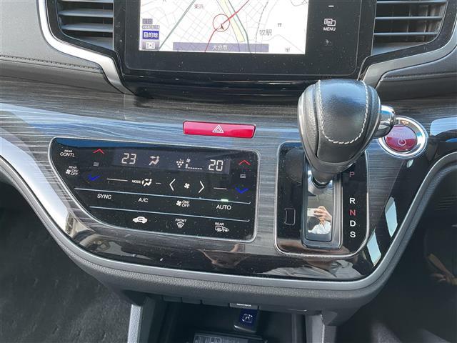 オデッセイハイブリッド ハイブリッドアブソルート・ホンダセンシングEXパック 純正ナビ☆Honda SENSING☆マルチビューカメラ☆純正リアエンターテイメントシステム☆両側パワースライドドア☆前後ドラレコ(PDR800FR)☆外部端子接続:HDMI・USB(20枚目)