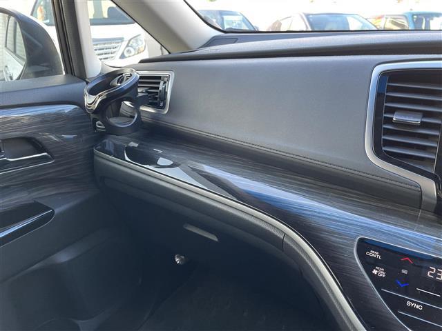 オデッセイハイブリッド ハイブリッドアブソルート・ホンダセンシングEXパック 純正ナビ☆Honda SENSING☆マルチビューカメラ☆純正リアエンターテイメントシステム☆両側パワースライドドア☆前後ドラレコ(PDR800FR)☆外部端子接続:HDMI・USB(22枚目)