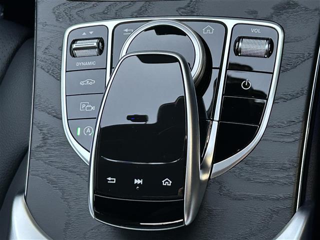 Ｃクラス Ｃ２２０ｄアバンギャルド　ＡＭＧライン　禁煙１オナ革純正ナビＢカメＡＣＣＬＫＡＢＳＭパドル（10枚目）