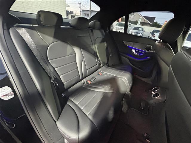 Ｃクラス Ｃ２２０ｄアバンギャルド　ＡＭＧライン　禁煙１オナ革純正ナビＢカメＡＣＣＬＫＡＢＳＭパドル（30枚目）