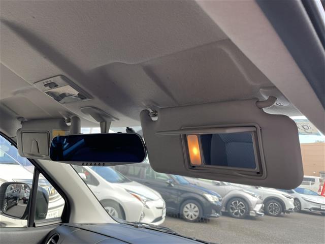 ワゴンRスティングレー X 純正CD/ETC/純正14インチアルミホイール/HIDヘッドライト/フォグランプ/オートライト/チルトステアリング/運転席シートリフター/エンジンプッシュスタート/リアプライバシーガラス/Aストップ(10枚目)