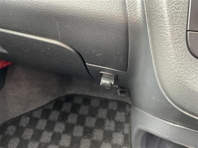 ワゴンRスティングレー X 純正CD/ETC/純正14インチアルミホイール/HIDヘッドライト/フォグランプ/オートライト/チルトステアリング/運転席シートリフター/エンジンプッシュスタート/リアプライバシーガラス/Aストップ(22枚目)