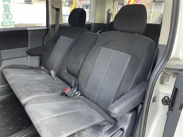 デリカＤ：５ エクシードＩＩ　禁煙１オナＥＴＣ片側ＰＳ社外デジタルミラー付（15枚目）