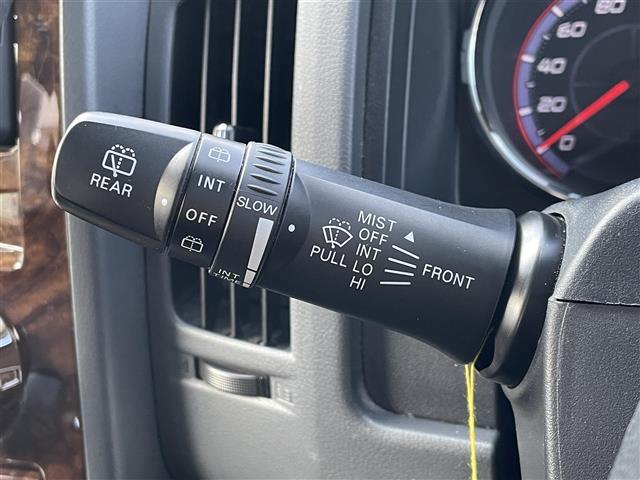 デリカＤ：５ エクシードＩＩ　禁煙１オナＥＴＣ片側ＰＳ社外デジタルミラー付（30枚目）