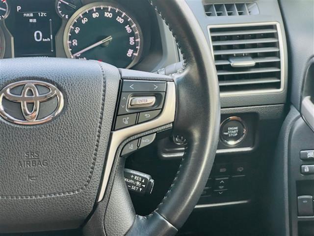 ランドクルーザープラド TX Lパッケージ 70thアニバーサリーリミテッド ホワイトパールクリスタルシャイン◇チルト&スライド電動ムーンルーフ◇ルーフレール(専用ピアノブラック塗装)◇純正ナビ◇マルチテレインモニター◇ビルドインETC2.0◇電子インナーミラー◇リフトアップ(20枚目)