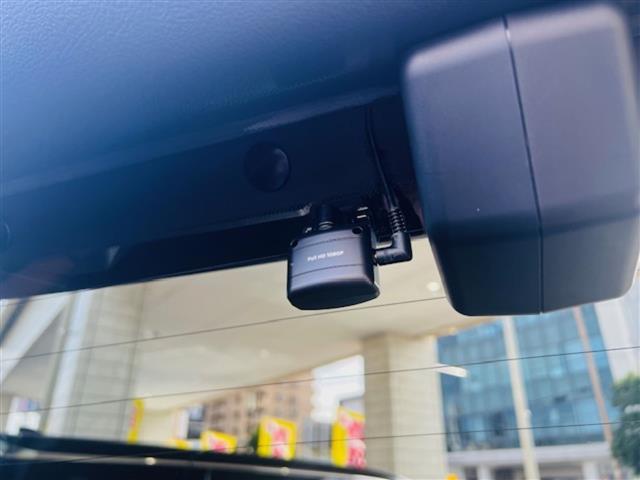 ランドクルーザープラド TX Lパッケージ 70thアニバーサリーリミテッド ホワイトパールクリスタルシャイン◇チルト&スライド電動ムーンルーフ◇ルーフレール(専用ピアノブラック塗装)◇純正ナビ◇マルチテレインモニター◇ビルドインETC2.0◇電子インナーミラー◇リフトアップ(27枚目)